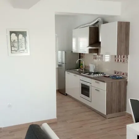 Apartament Filip Diklo *