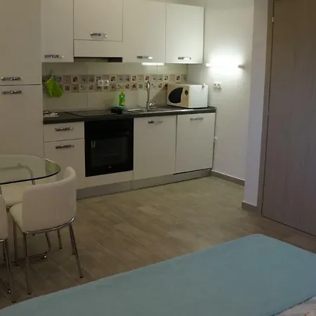 Filip Diklo Apartment Zadar